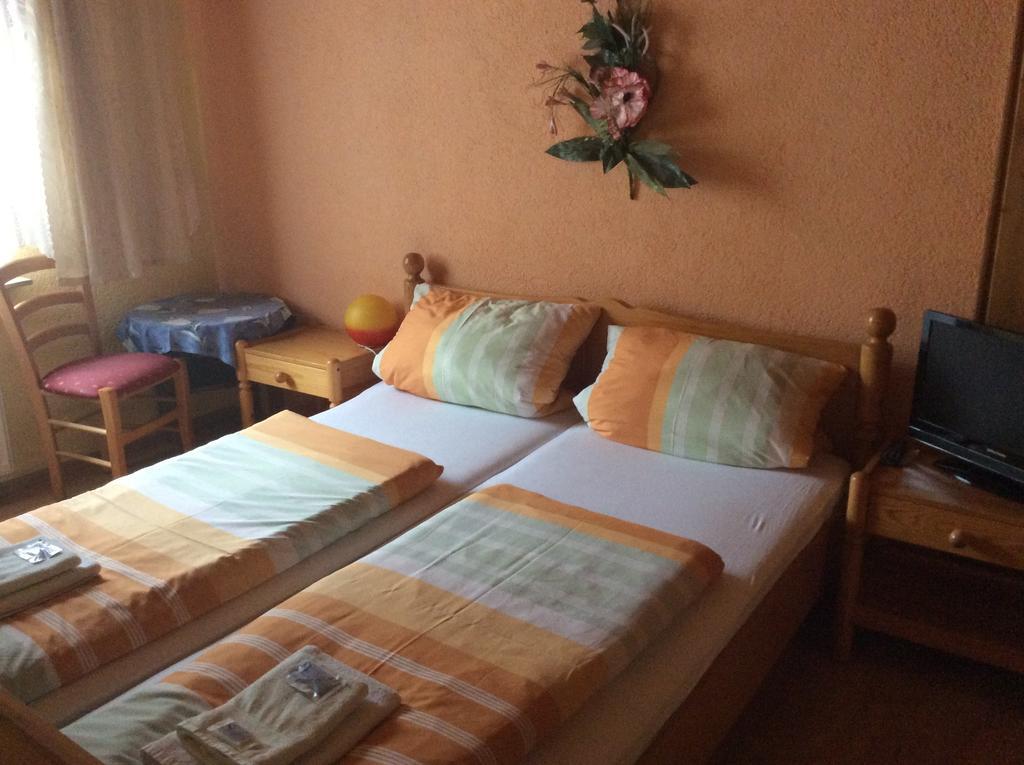 Hotel Drei Koenige Neckarbischofsheim Rum bild