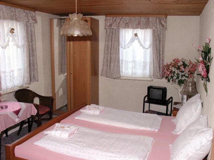 Hotel Drei Koenige Neckarbischofsheim Exteriör bild